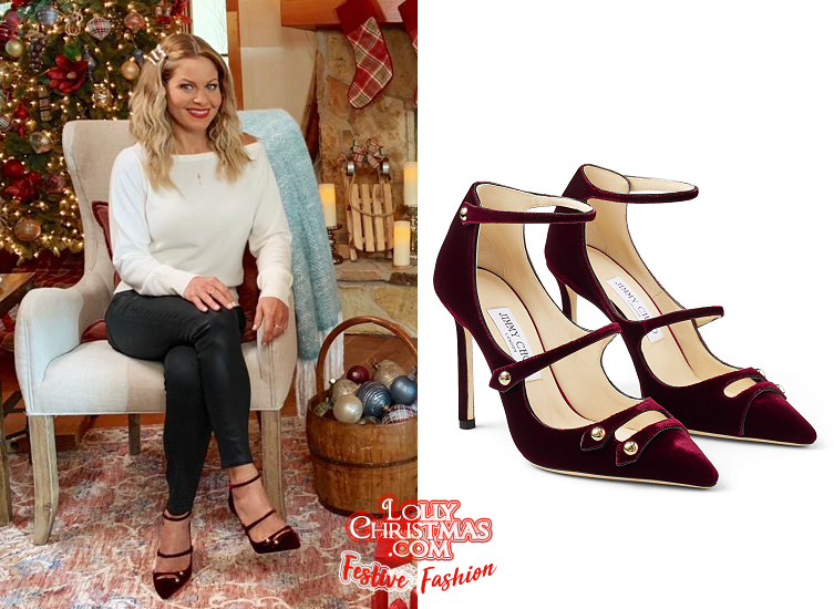 Festive Fashion: Candace Cameron Bure's Outfit for Hallmark's Countdown to Christmas 10th Anniversary Special