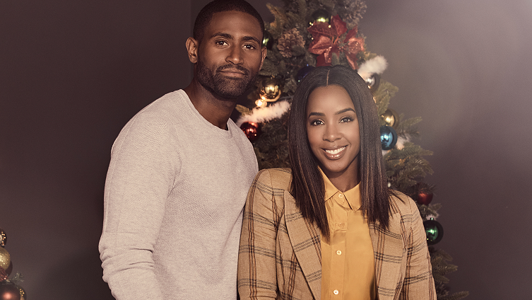 Check Out Kelly Rowland's New Christmas Song! | Merry Liddle Christmas