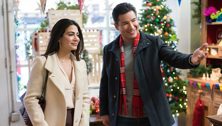 It's a Wonderful Announcement: Lifetime Reveals 2021 Christmas Movies!