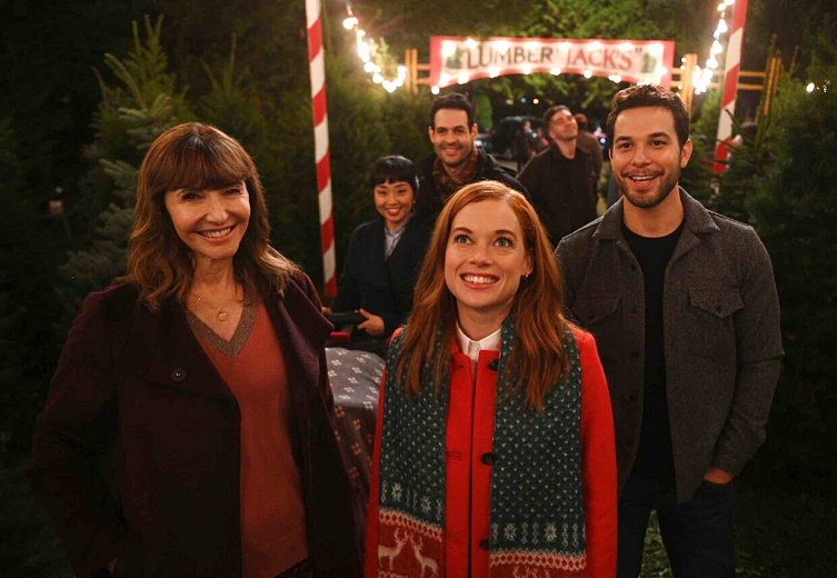 "Zoey's Extraordinary Christmas" — Watch the Trailer!